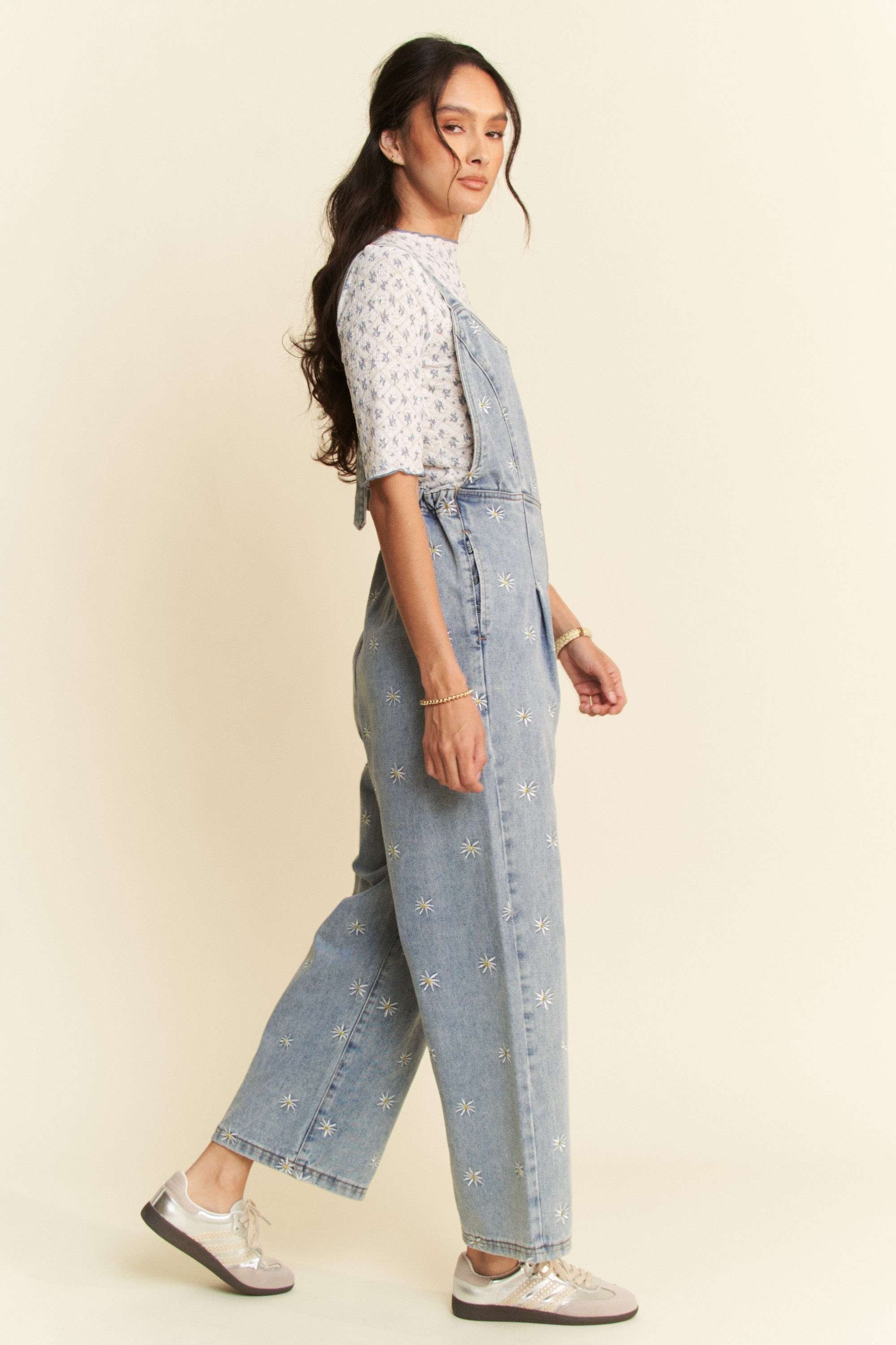 DAISY EMBROIDERED PATTERN SIDE POCKET DENIM JUMPSUIT OVERALLS
