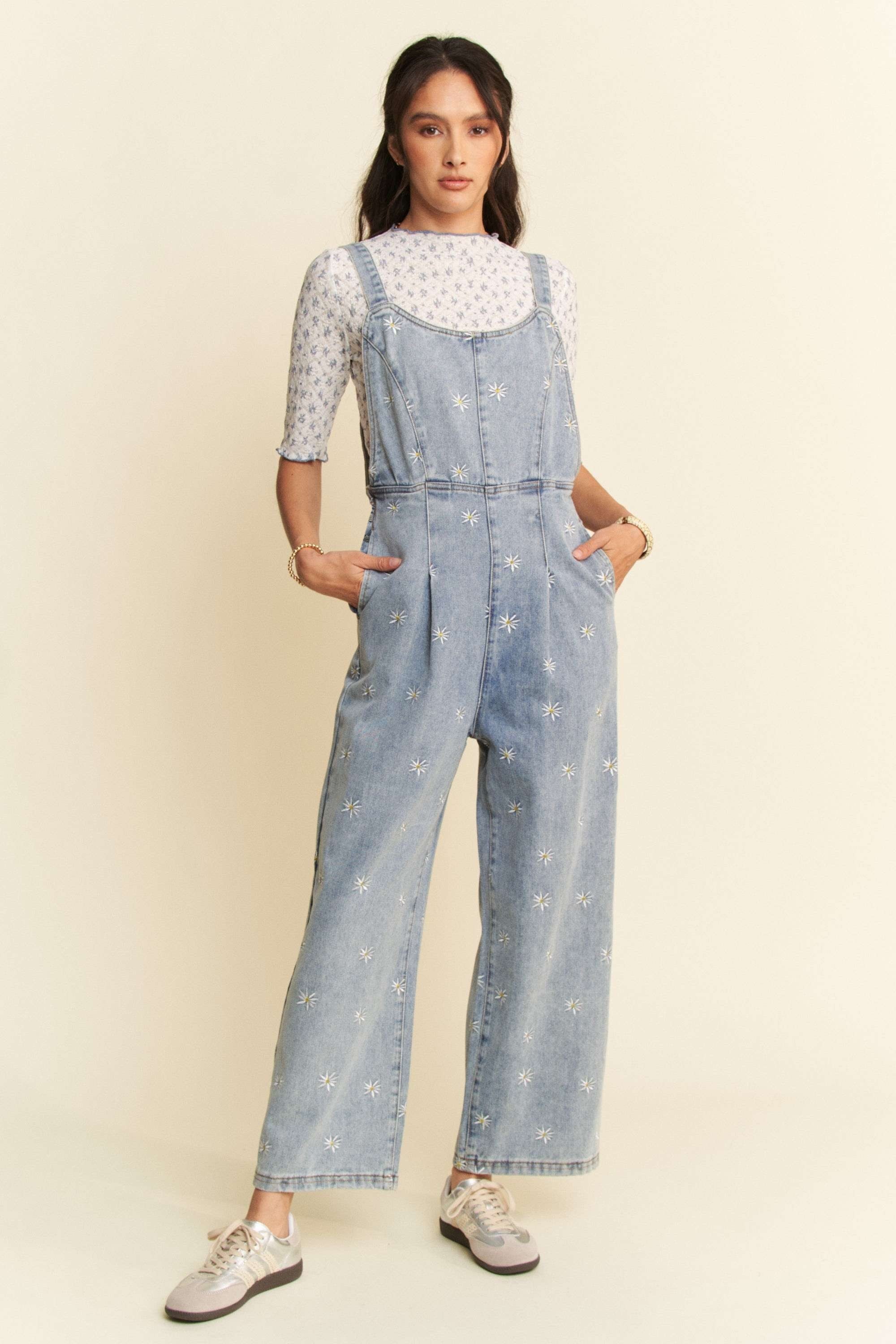 DAISY EMBROIDERED PATTERN SIDE POCKET DENIM JUMPSUIT OVERALLS