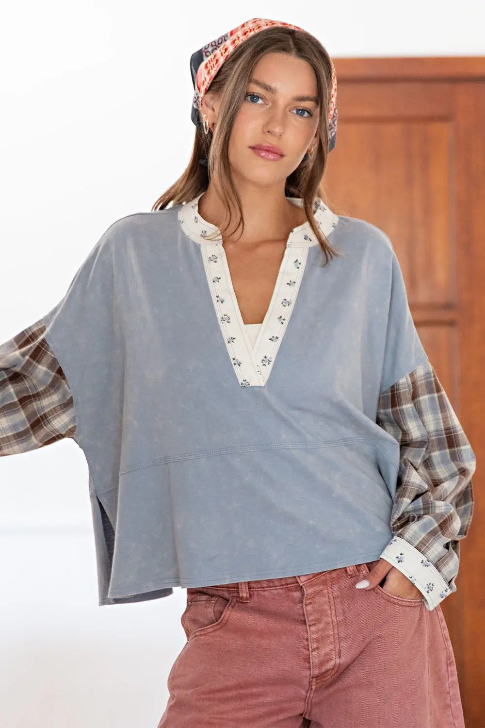 Mineral Washed Floral Trim Plaid Contrast Top