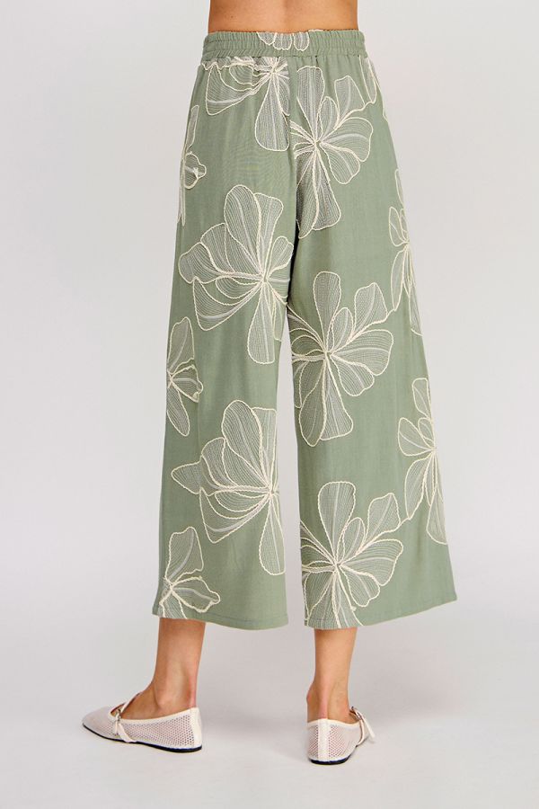 Floral Embroidered Soft Linen Elastic Waist Cropped Pant